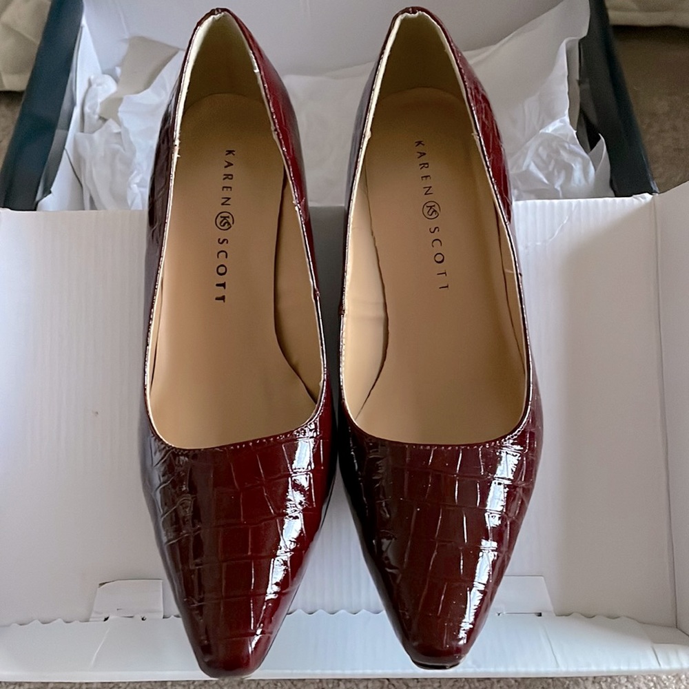 Like New Burgundy Patent Heels from Karen Scott